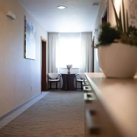 Hotel Nadmorski 2*