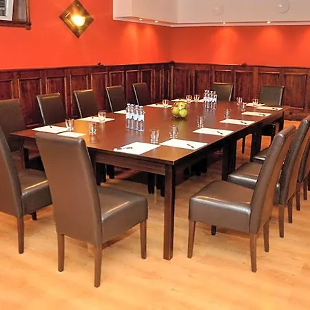 Otel Nadmorski 2*