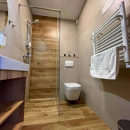 Nadmorski Hotel 2*